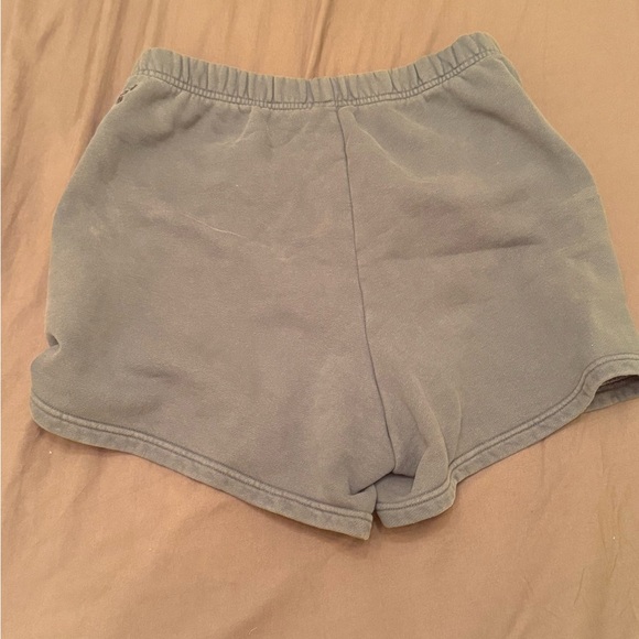 Aritzia TNA Cozy Fleece Women's Shorts - Picture 2 of 3